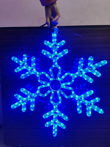LED valgustus (lumehelves) (1 foto / 4)