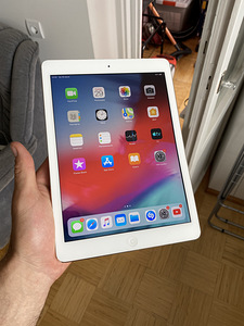 iPad Air heas seisukorras (1 foto / 5)