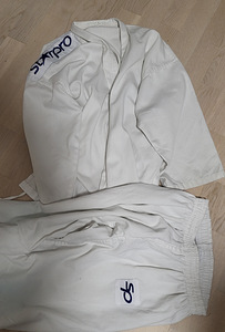 Kimono, s 150 (2 foto / 2)