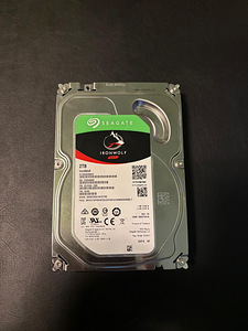 Seagate Ironwolf NAS 2TB SATA (3 foto / 4)