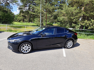 Mazda 3 (5 фото из 6)