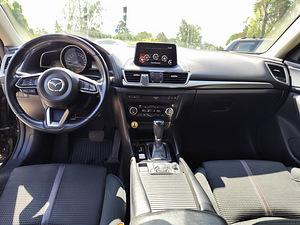 Mazda 3 (3 фото из 6)