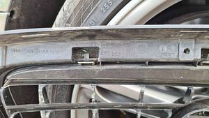 Genuine AUDI A6 C6 S-LINE grill (2 foto / 2)