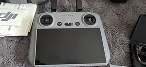 DJI Air 3S Fly More Combo, RC 2, gray - Droon (4 foto / 8)