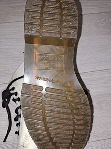Saapad dr.Martens, 39 (3 foto / 3)