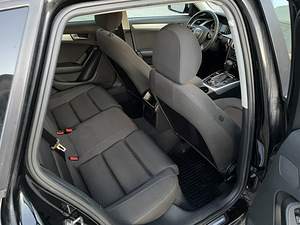 Audi A4 2.0 TDI 105kW 2008 (11 foto / 15)