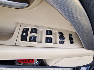 Volvo S80 2.4 120kW (10 foto / 14)