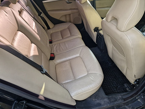 Volvo S80 2.4 120kW (8 foto / 14)
