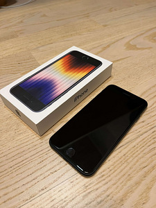 Müüa uus iPhone SE 64GB Midnight. (2 foto / 3)