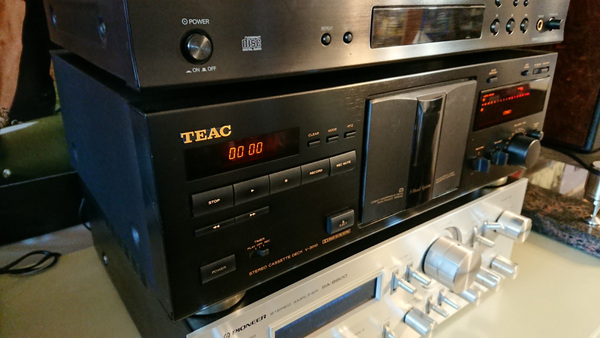 TEAC V-3010 Stereo Cassette Deck