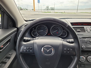 Mazda 6 2.0 114kW (4 foto / 8)