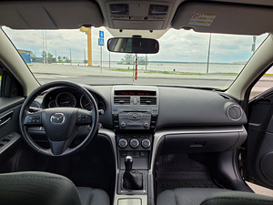 Mazda 6 2.0 114kW (5 foto / 8)