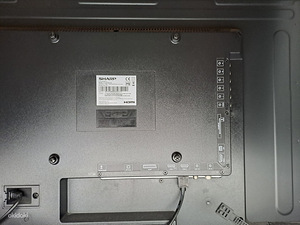 TV SHARP 40" (2 foto / 4)
