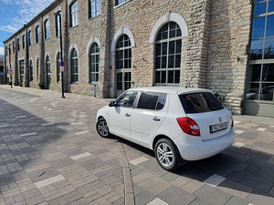 Skoda Fabia 1.4 63kw 2007a. (3 foto / 15)