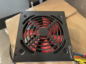 CASE PSU ATX2.3.1 700W/XN054 XILENCE (2 foto / 3)