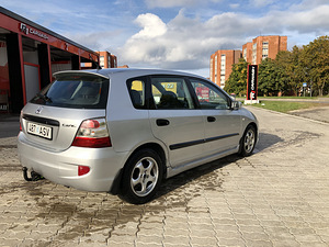 Honda Civic 1.6i ATM (2 foto / 9)
