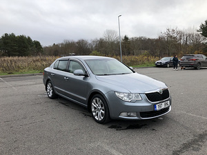 Skoda SuperB 2.0tdi ,2009a (3 foto / 9)