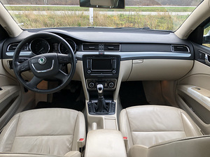 Skoda SuperB 2.0tdi ,2009a (4 foto / 9)