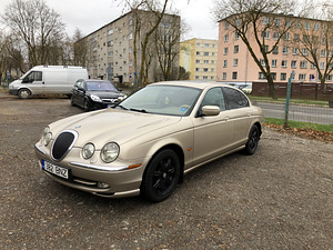 Jaguar S-Type 3.0 161000 läbisõit (2 foto / 12)