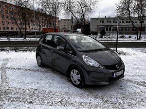 Honda Jazz 2011a ,84 000 km (1 foto / 8)