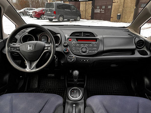 Honda Jazz 2011a ,84 000 km (5 foto / 8)