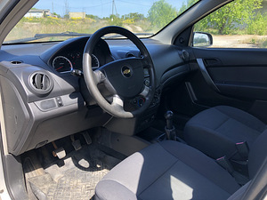 Chevrolet Aveo 1.2i 2007 (8 foto / 9)