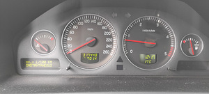 Volvo S60 2.4 93kW (10 foto / 10)