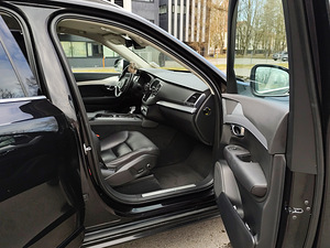 Volvo XC90, 2018 a, 173KW, 278345 km, diisel (8 foto / 15)