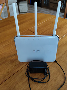 Роутер TP-LINK Archer C8 (AC1750) (4 фото из 4)
