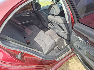 Mercedes-Benz E 270 2.7 R5 130kW (11 фото из 15)