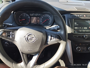 OPEL Zafira Tourer. (7 foto / 13)