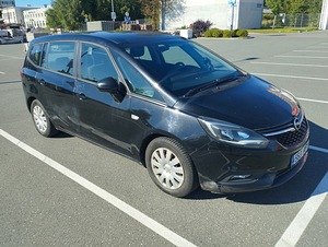 OPEL Zafira Tourer. (3 foto / 13)