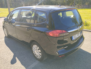 OPEL Zafira Tourer. (5 foto / 13)