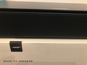 Bose TV Speaker Soundbar (6 foto / 10)