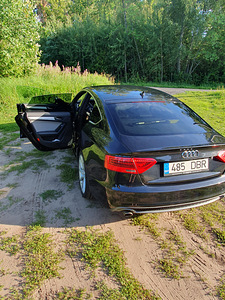 Audi a5 s line (7 foto / 15)