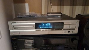 Philips cd 614 (1 foto / 3)