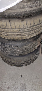 Литые диски Volvo 5x108 и летние шины Goodyear 195/65 R15 (2 фото из 2)
