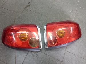 Tagatuled 2005 Toyota Avensis 2 tk (1 foto / 2)