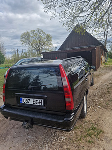 Volvo V70 1999 (2 foto / 6)