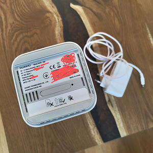 Huawei B818 4G LTE роутер (3 фото из 3)