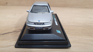 Модель Saab 9-5 Aero 1/72 (4 фото из 5)