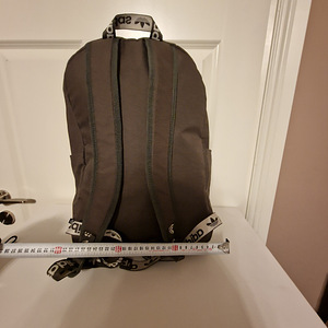 Spordiseljakott ADIDAS (2 foto / 6)