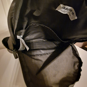 Spordiseljakott ADIDAS (6 foto / 6)