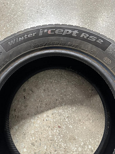 Зимние шины Hankook ICEPT RS2 (2 фото из 6)