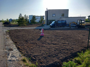 Miniekskavaatori töö (3 foto / 6)