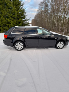 Audi A4 b8 2.0 tdi 103kw (2 foto / 13)