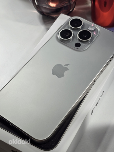 iPhone 15pro 256gb natural titanium (фото #1)