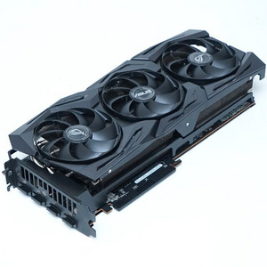 M/V: Asus ROG Strix 5700XT+komp -> 6800XT (1 foto / 2)