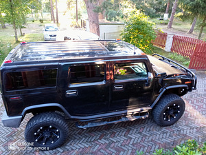 Hummer H2 (4 фото из 11)