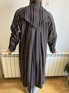 Пальто размер M (3 фото из 4)
